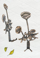 Load image into Gallery viewer, Decorative Brass Wall Hook With 2 Goldfishes Kiss Set Of 2 Pieces
