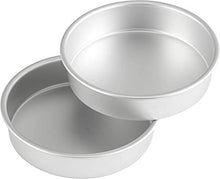 Load image into Gallery viewer, Wilton Aluminum Round Set, 8 x 2-Inch, 2-Pack Cake Pan Multipack, Assorted
