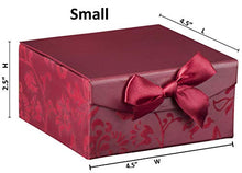 Load image into Gallery viewer, Burgundy Small Swirl Nesting Elegant Christmas Gift Boxes - Set of 3 - With Bows and Magnetic Closure for Party Wedding Gifts
