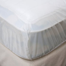 Load image into Gallery viewer, LeakMaster -Califorina Queen Sized Fitted Waterproof Mattress Cover -Protect Your Bed from Spills, Accidents &amp; Damage -Stain Repellant, Comfortable &amp; Quiet Waterproof Mattress Cover(California Queen)
